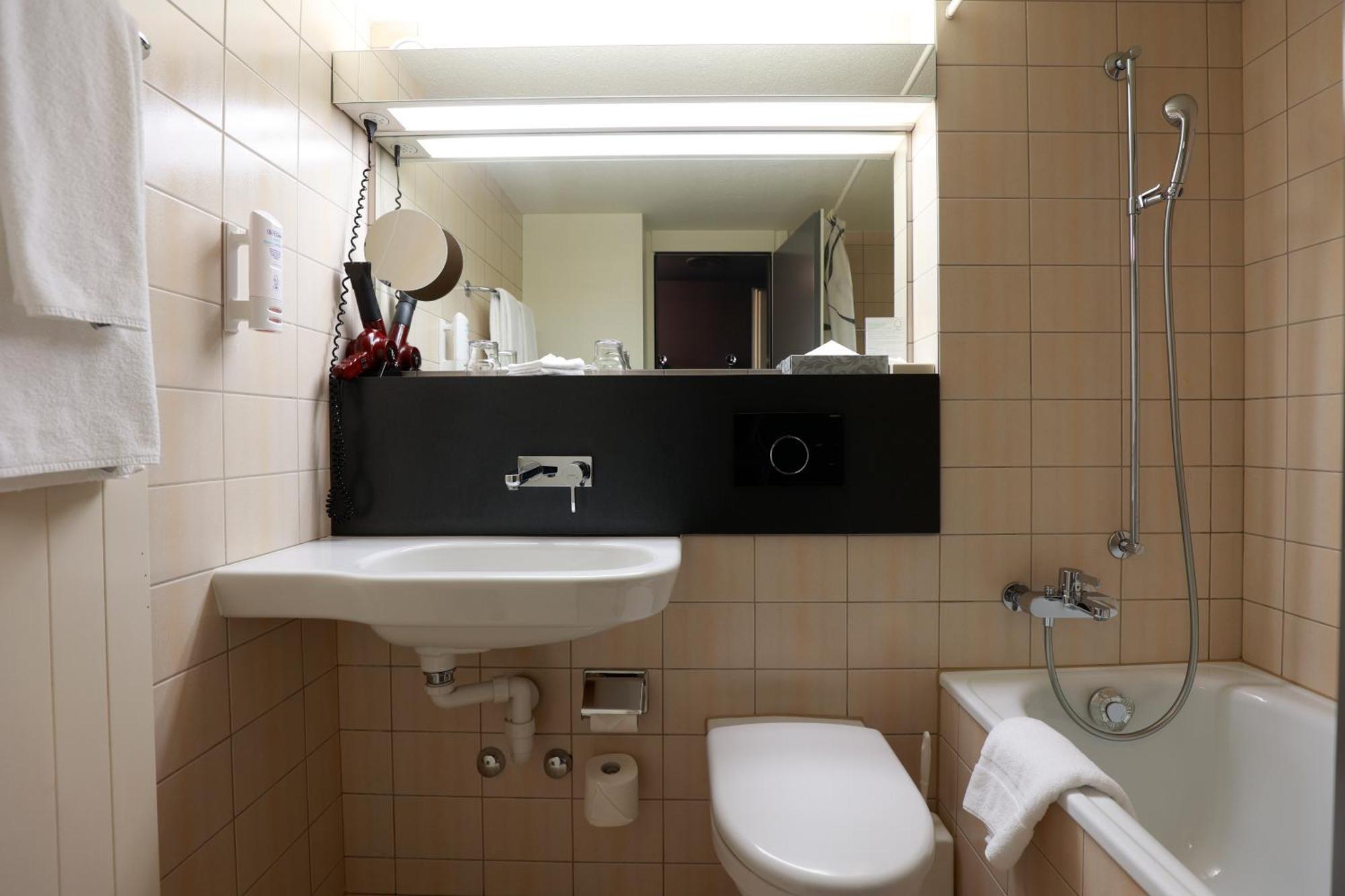 Hotel Thurgauerhof Self-Check-In 바인펠덴 외부 사진