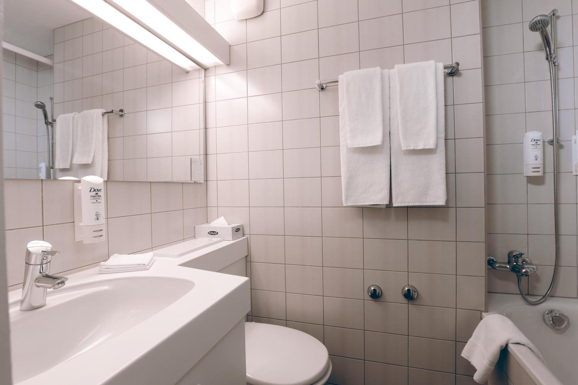 Hotel Thurgauerhof Self-Check-In 바인펠덴 외부 사진